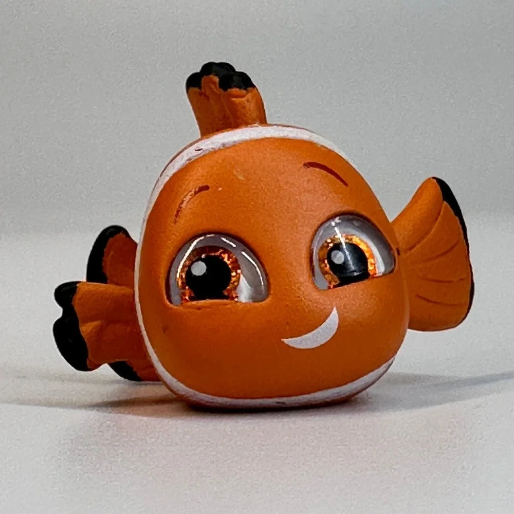 Disney Doorables FINDING NEMO Dory Darla Peach Series 11 Technicolor Rare
